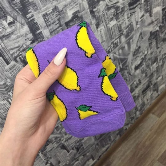 customer photo review of lemon socks from kumplo